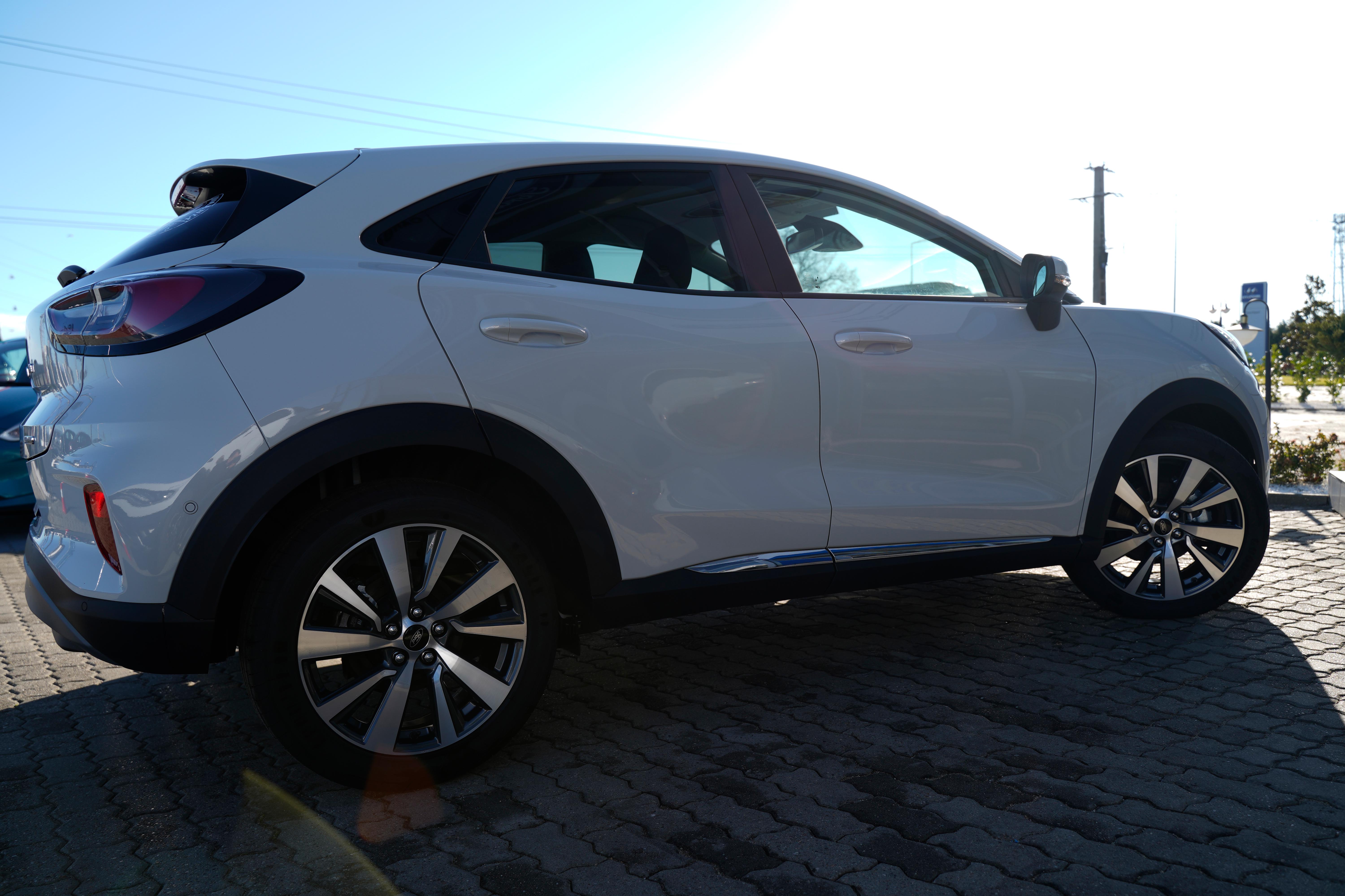 ford puma titanium 1.0 ecoboost mhev